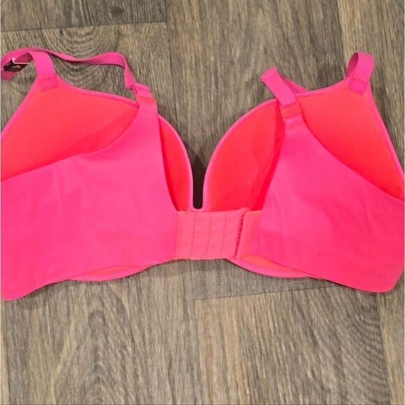 Victoria's Secret Perfect Shape Body Push-Up Bra - Picture 4 of 4